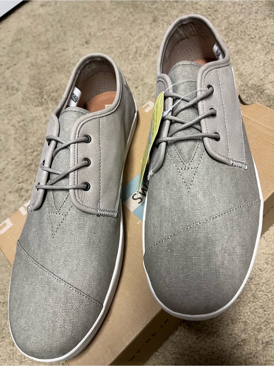 Toms Other - TOMS Men’s Lace-Up Slip-On Shoes in Light Gray